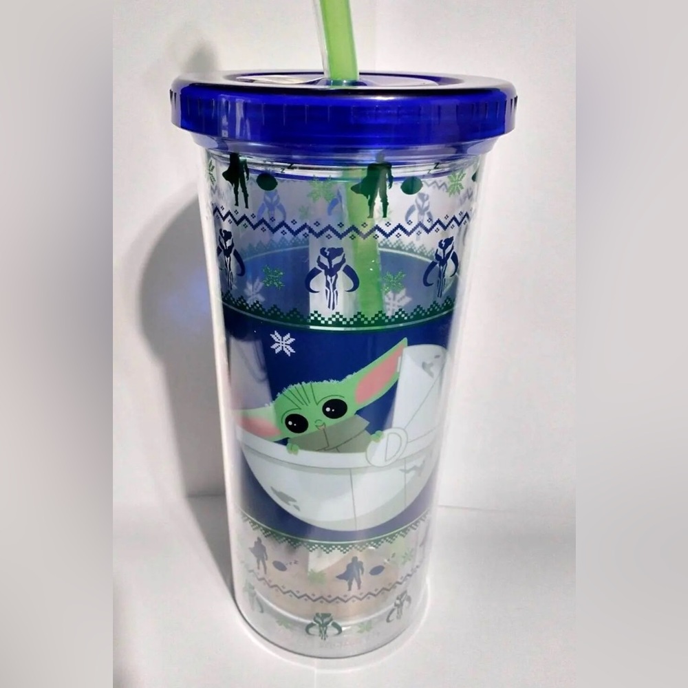 NEW Star Wars Grogu Mandalorian Christmas 20oz Travel Tumbler Cup Barware